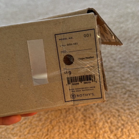 NWT Rothy’s Taupe Heather Round Toe Flats - Picture 4 of 4